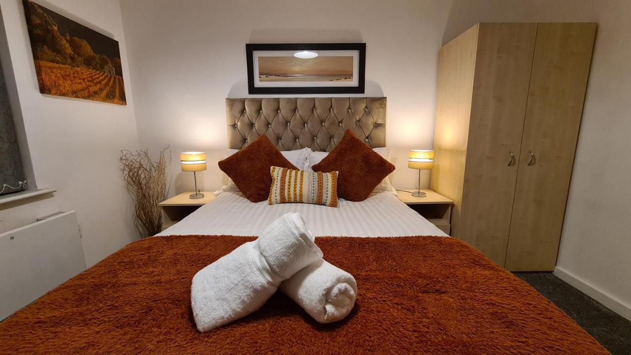 Luxury 2 Bed Apt With Free Wi-Fi & Parking Manchester Exterior foto